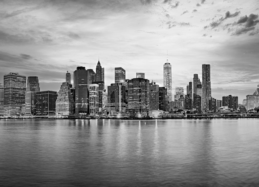 New York city sunset panorama in black white
