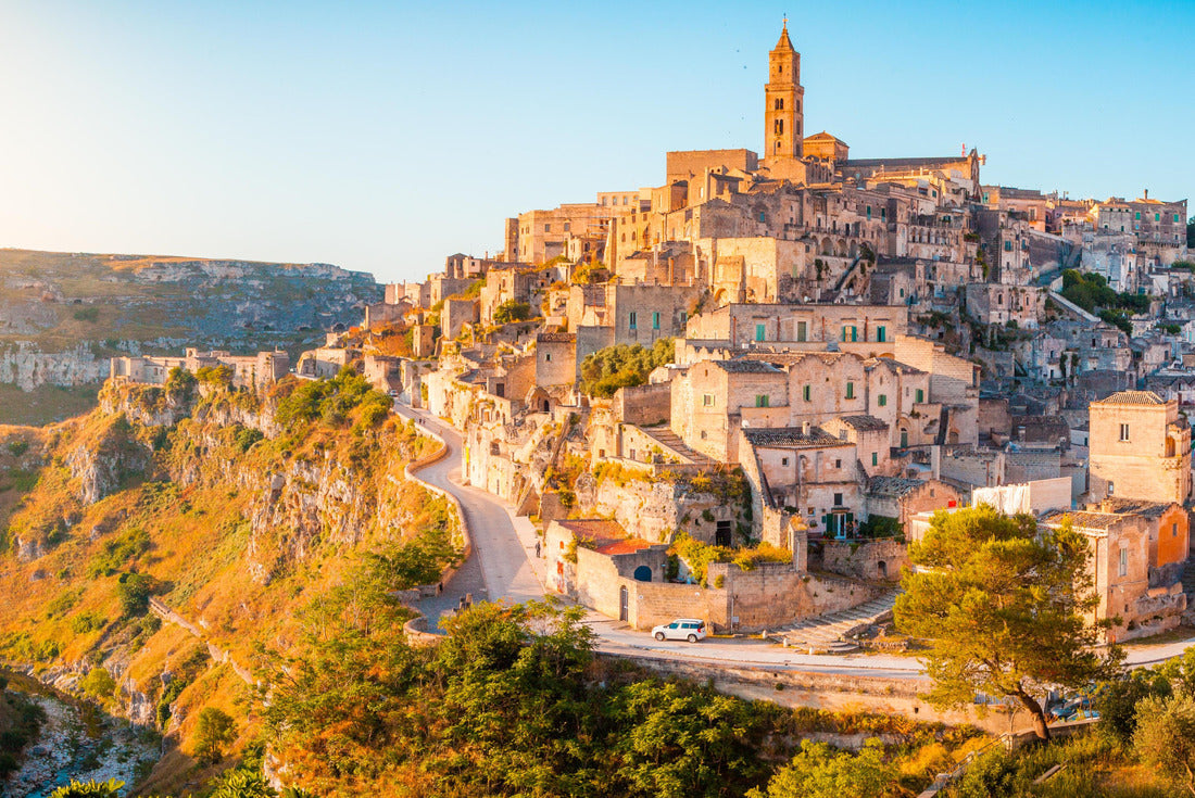 the old city of Matera (Sassi di Matera) in beautiful golden morning light at sunrise, Basilicata, southern Italy 2000pc Puzzle