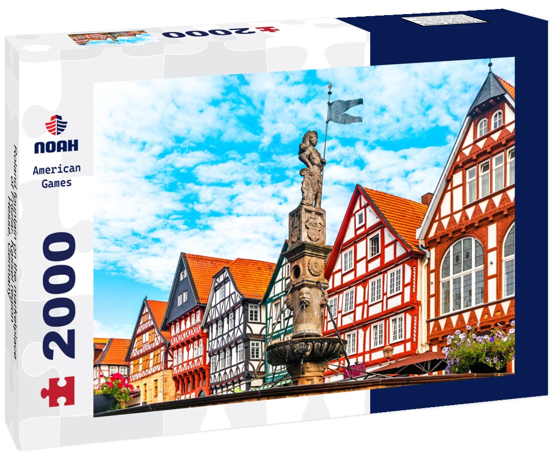 Roland fountain on the marketplace of Fritzlar, Kassel region, Hesse, Germany 2000pc Puzzle