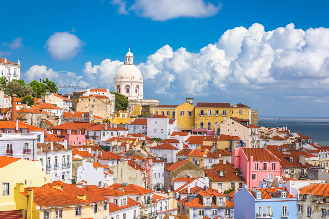 Lisbon, Portugal city skyline over the Alfama district 2000pc Puzzle