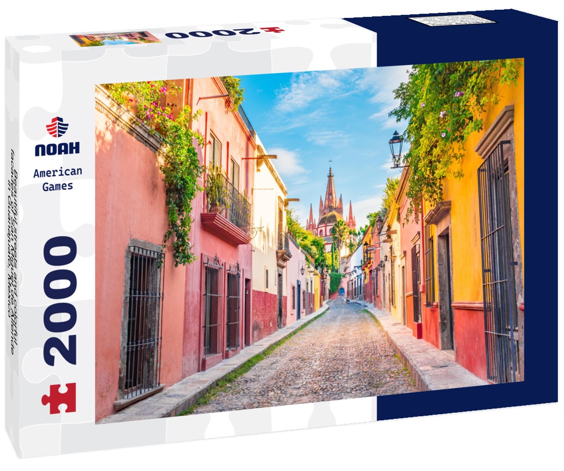 Beautiful streets and colorful facades of San Miguel de Allende in Guanajuato, Mexico 2000pc Puzzle