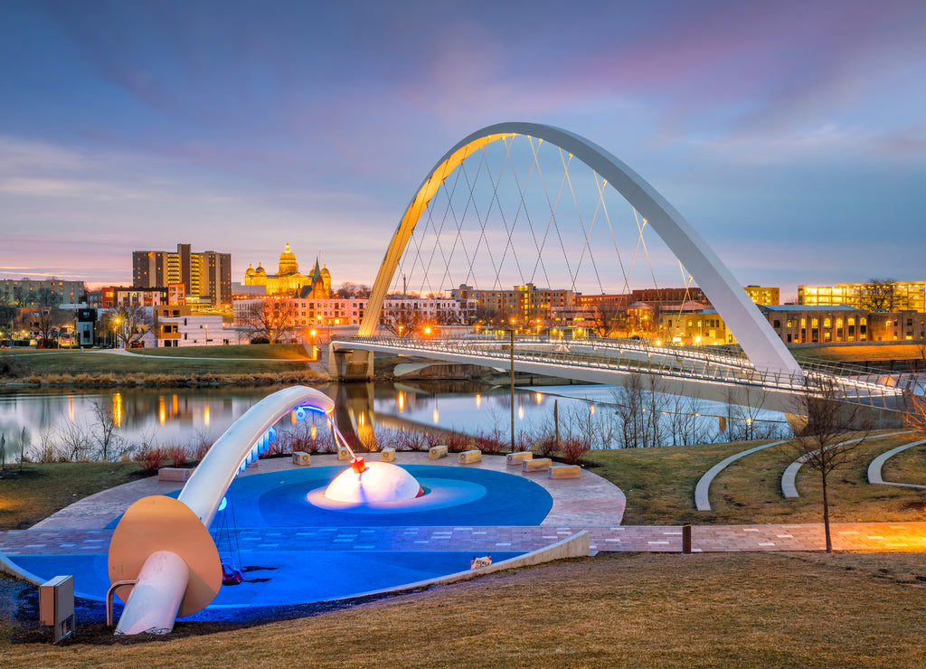 Des Moines Iowa skyline in USA