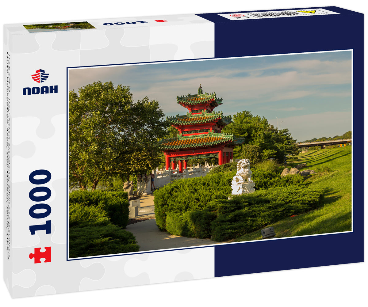 Robert D. Ray Asian Gardens, Chinese pavilion, Muto Recreation Area, Des Moines, Iowa, USA