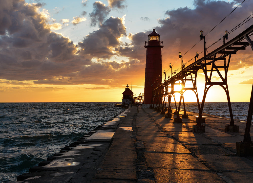 Grand Haven lighthouse, Lake Michigan