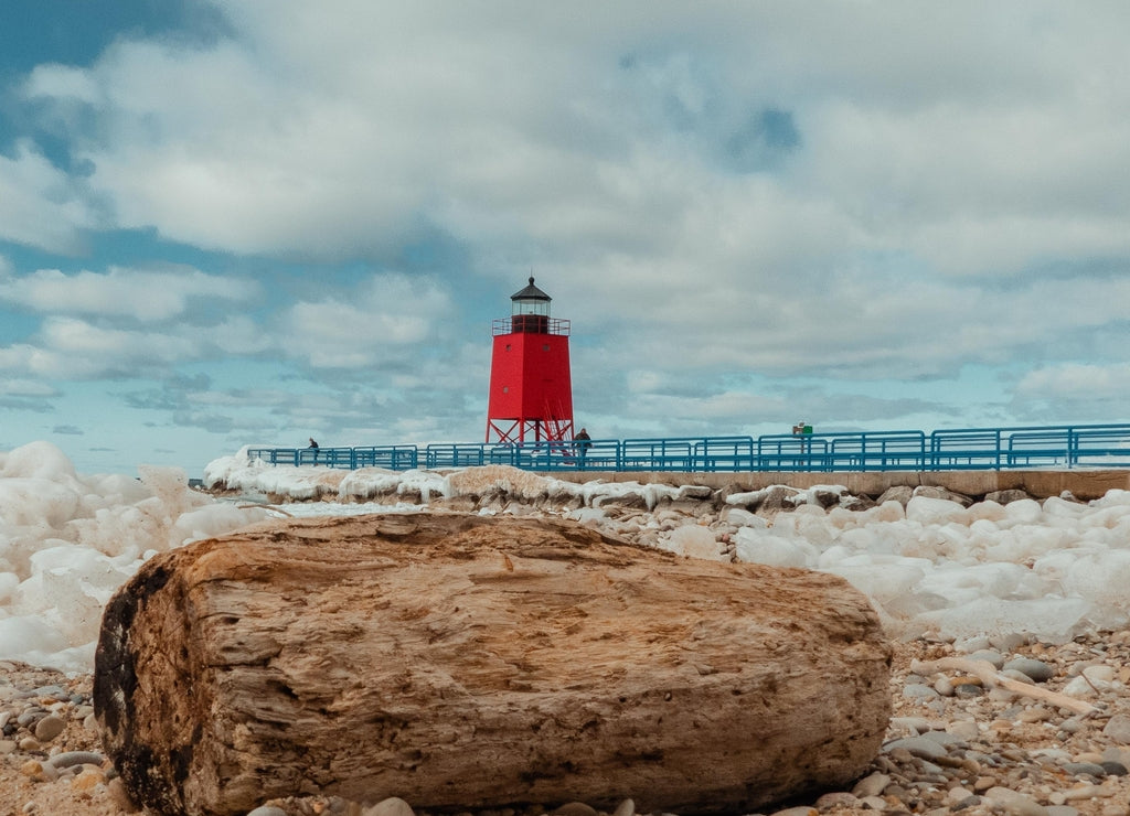 Charlevoix Lighthouse, Michigan Up north lake. Icey wintertime