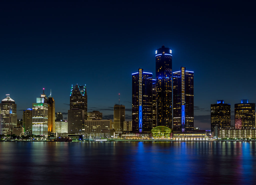 Detroit, Michigan skyline at night