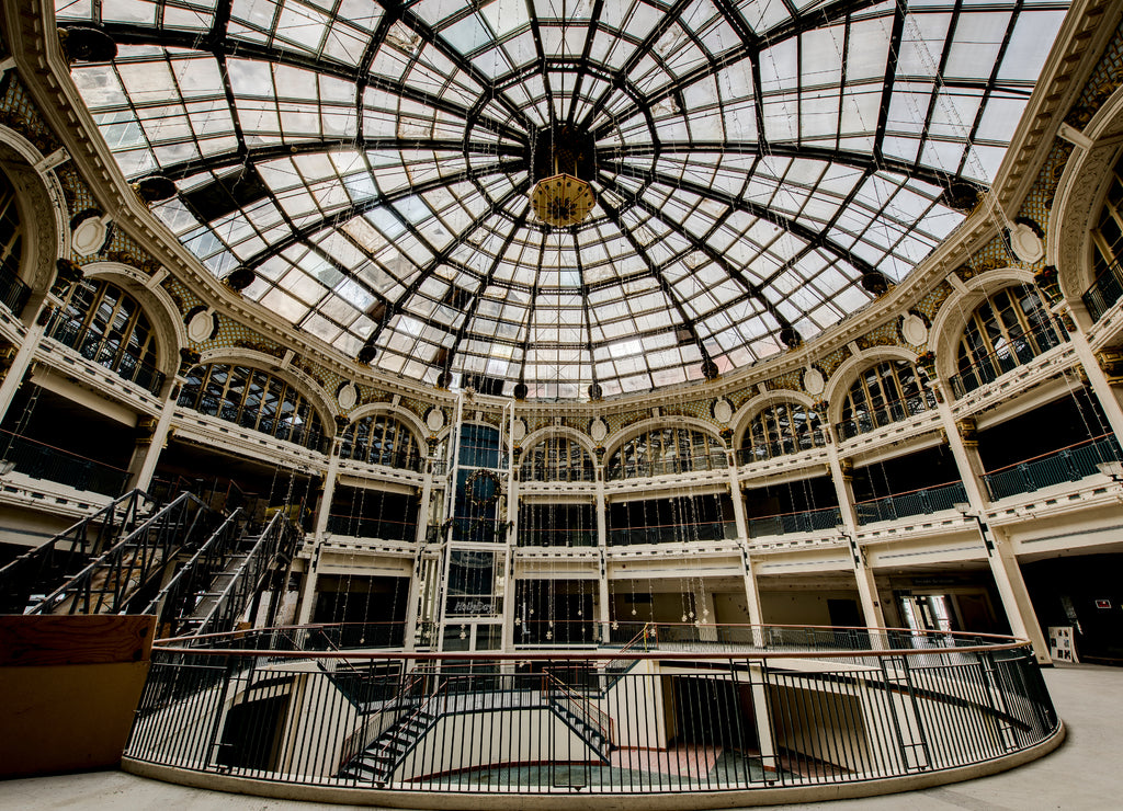 Abandoned Shopping Mall - Dayton, Ohio