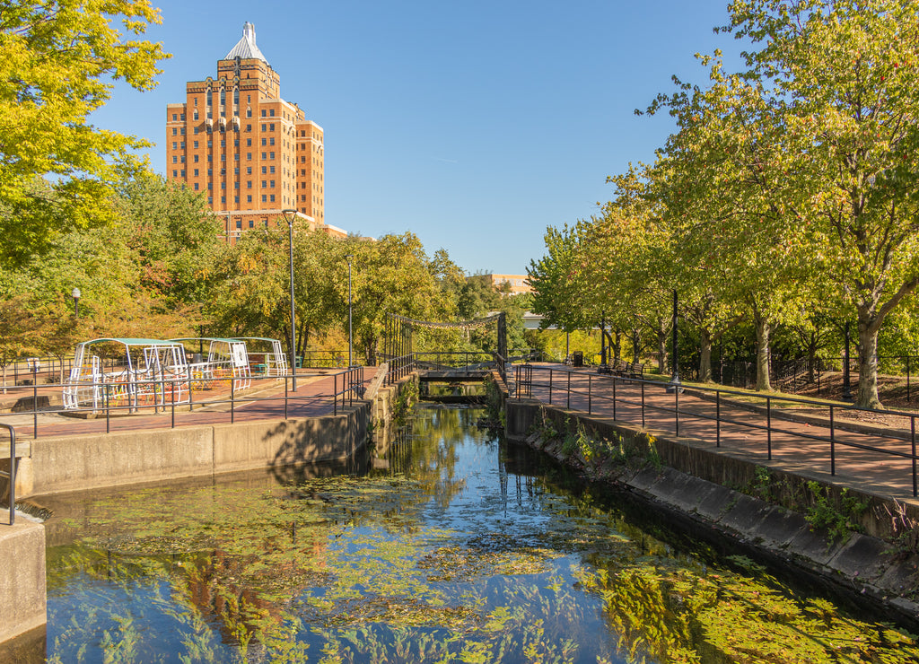 Erie Canal Lock in Akron, Ohio