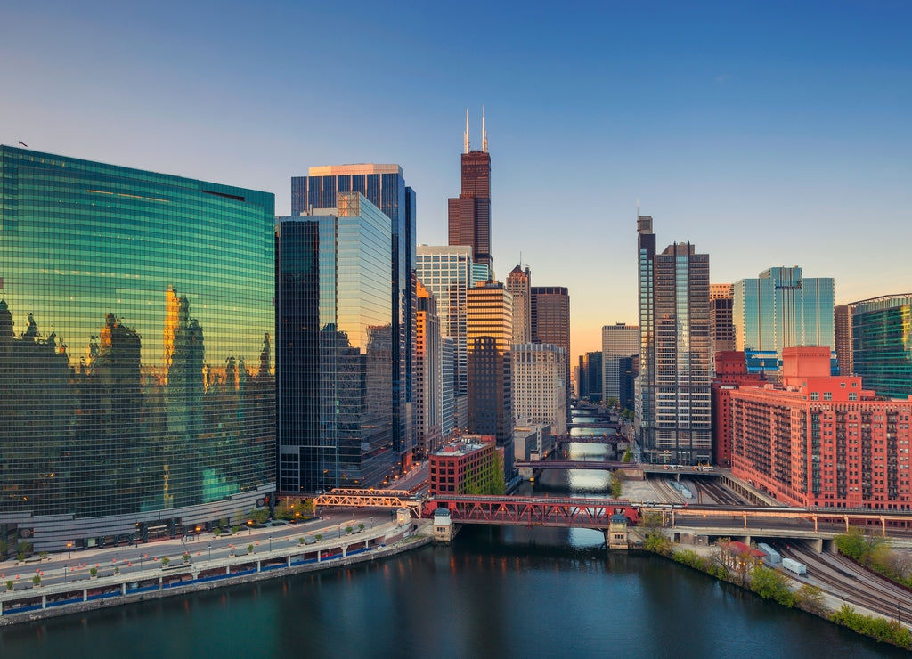 Chicago, Illinois, USA, in the evening