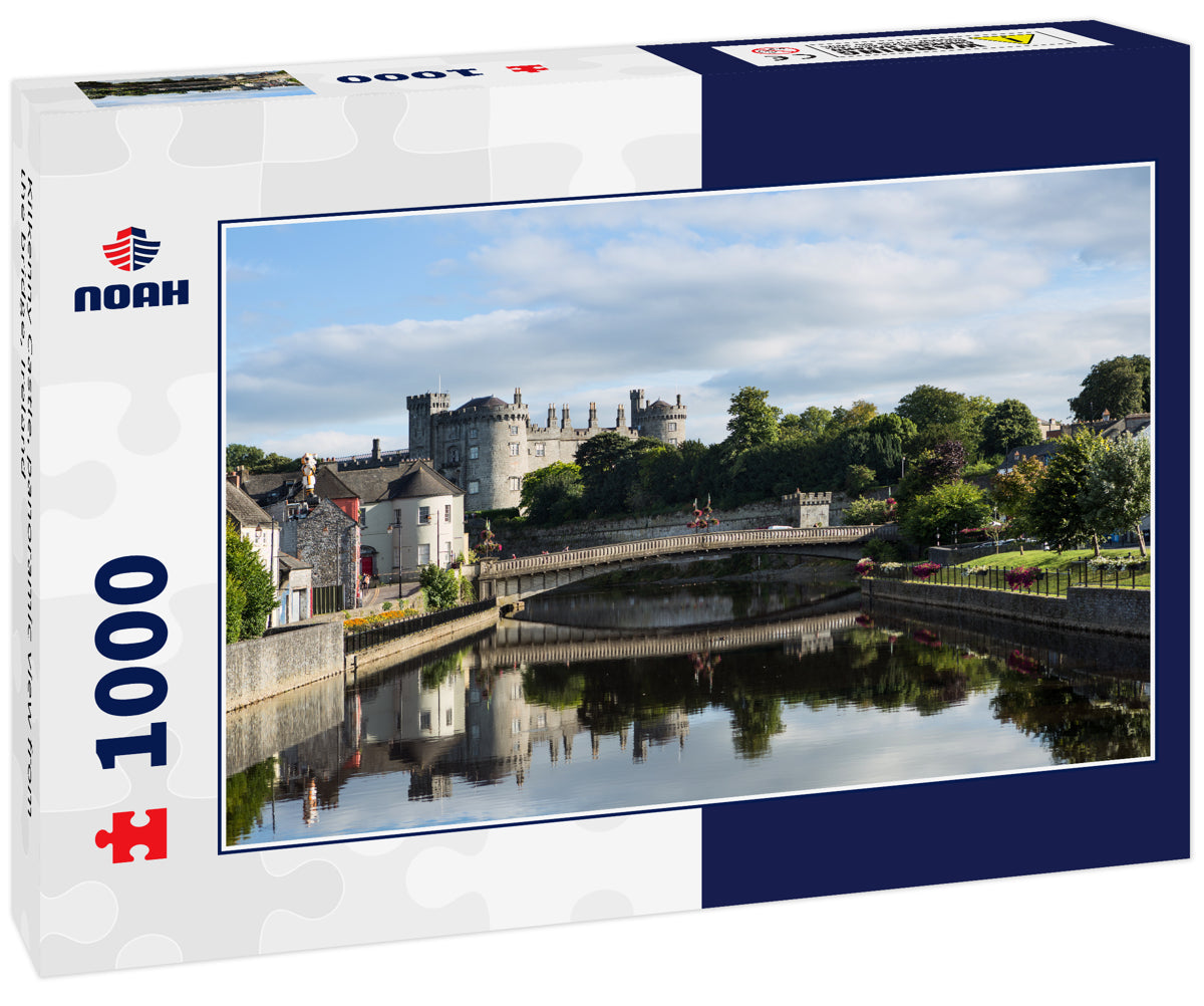 Kilkenny Castle, panoramic view from the bridge, Ireland