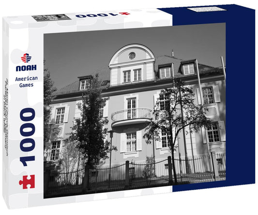 Noah Jigsaw Puzzle St. Martin Church Garmisch Partenkirchen, Germany in black white 1000 pieces