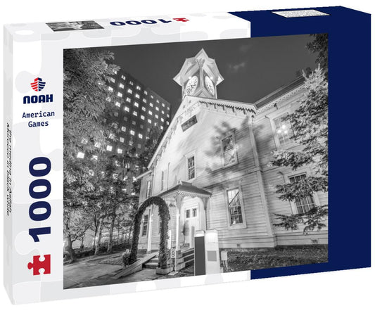 Noah Jigsaw Puzzle the medina in Asilah, Morocco in black white 1000 pieces