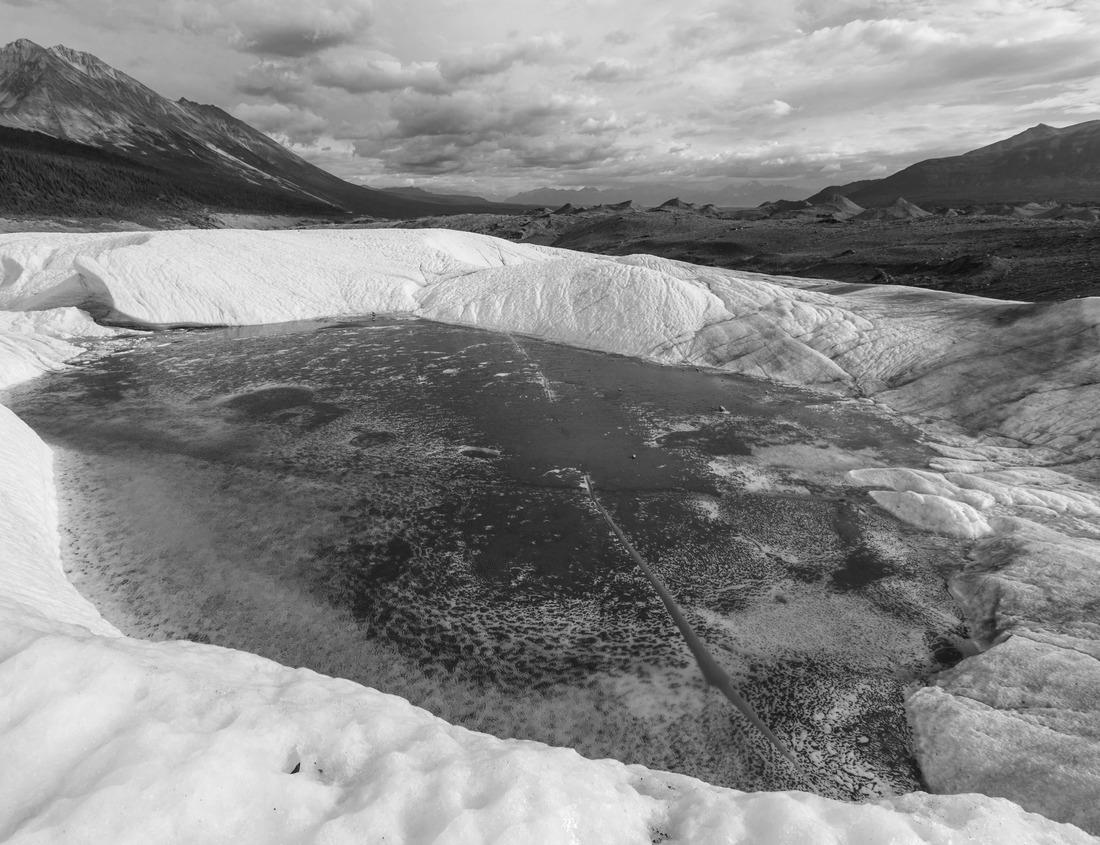 Noah Jigsaw Puzzle Castle Herzberg in Breitenbach, Germany in black white 1000 pieces