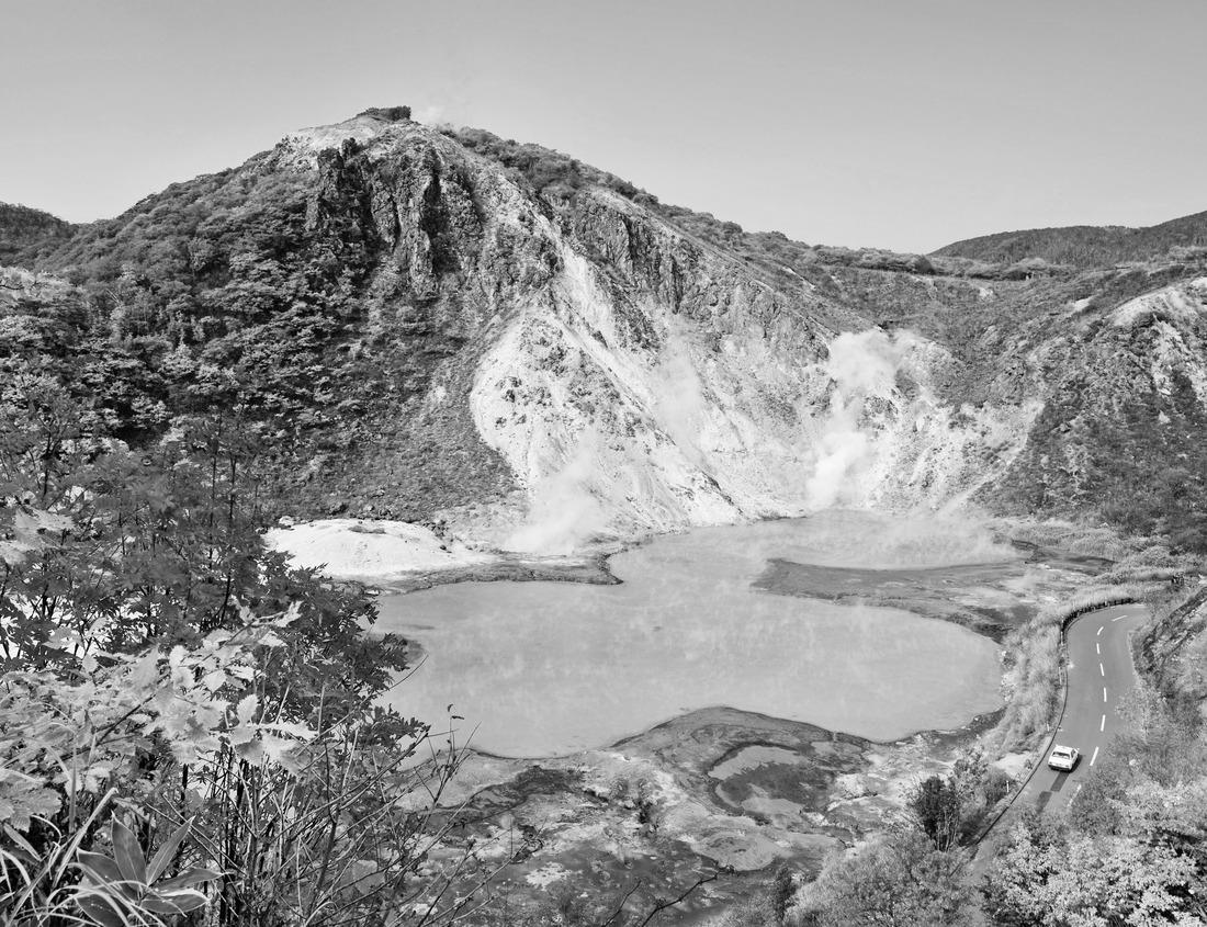 Noah Jigsaw Puzzle Zion National park, Utah in black white 1000 pieces