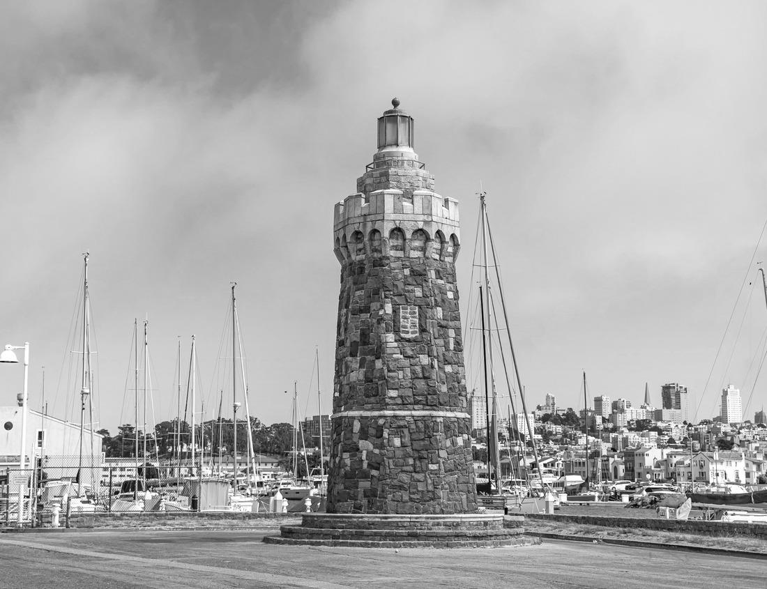 Noah Jigsaw Puzzle Autumn panorama of downtown Austin and Lady Bird Lake shows from Lou Neff Point - Zilker Park Austin in black white 1000 pieces
