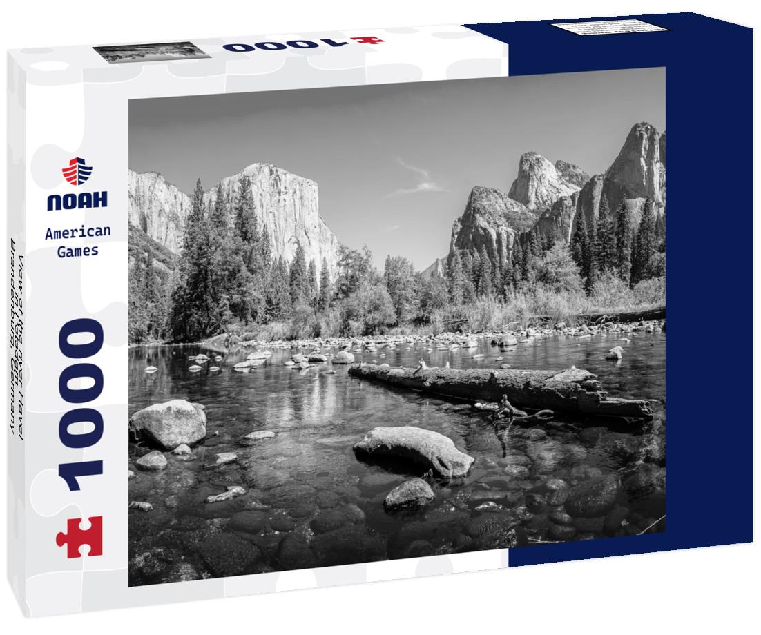 Noah Jigsaw Puzzle View of the river Havel in Potsdam - Brandenburg, Germany in black white 1000 pieces