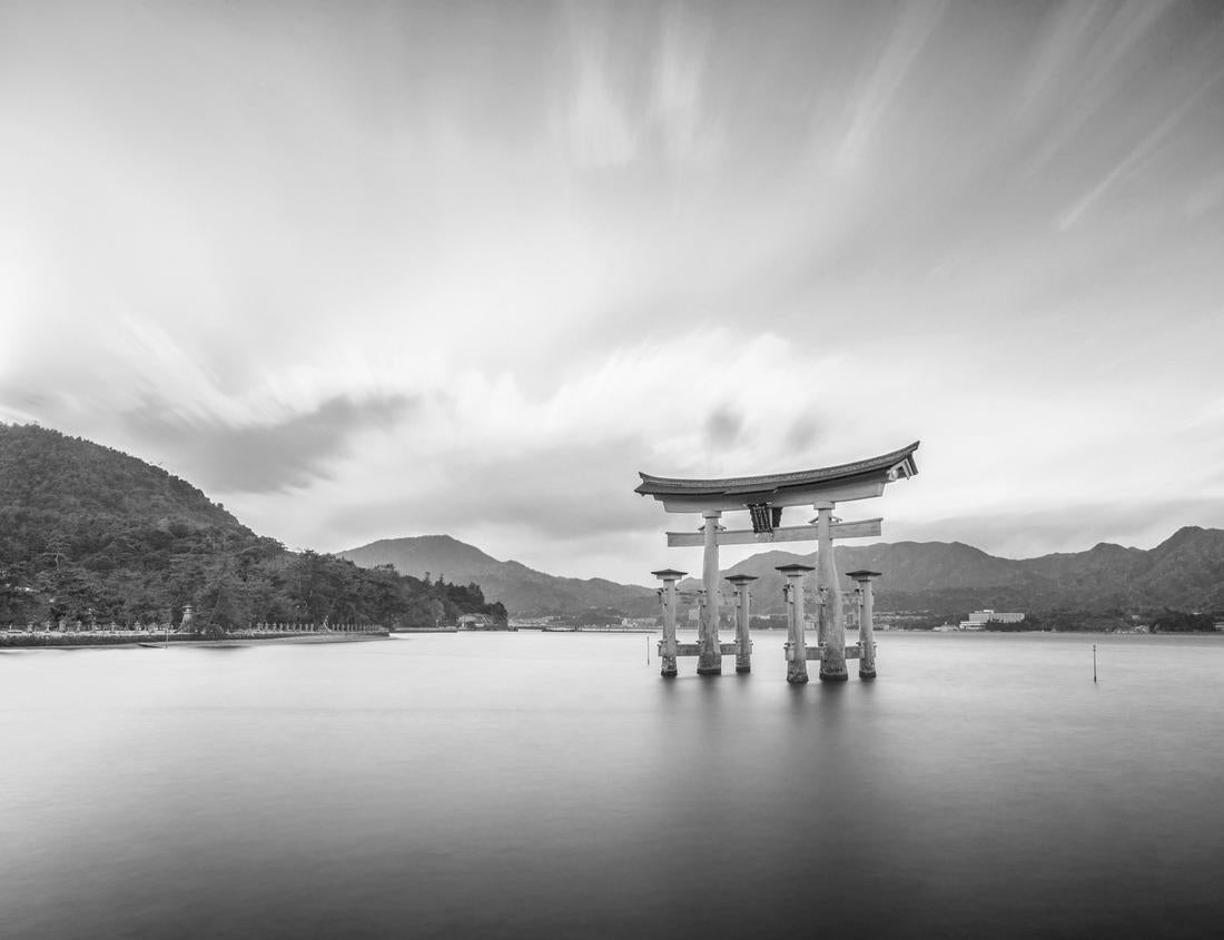 Noah Jigsaw Puzzle Kings Canyon National Park, California, USA in black white 1000 pieces