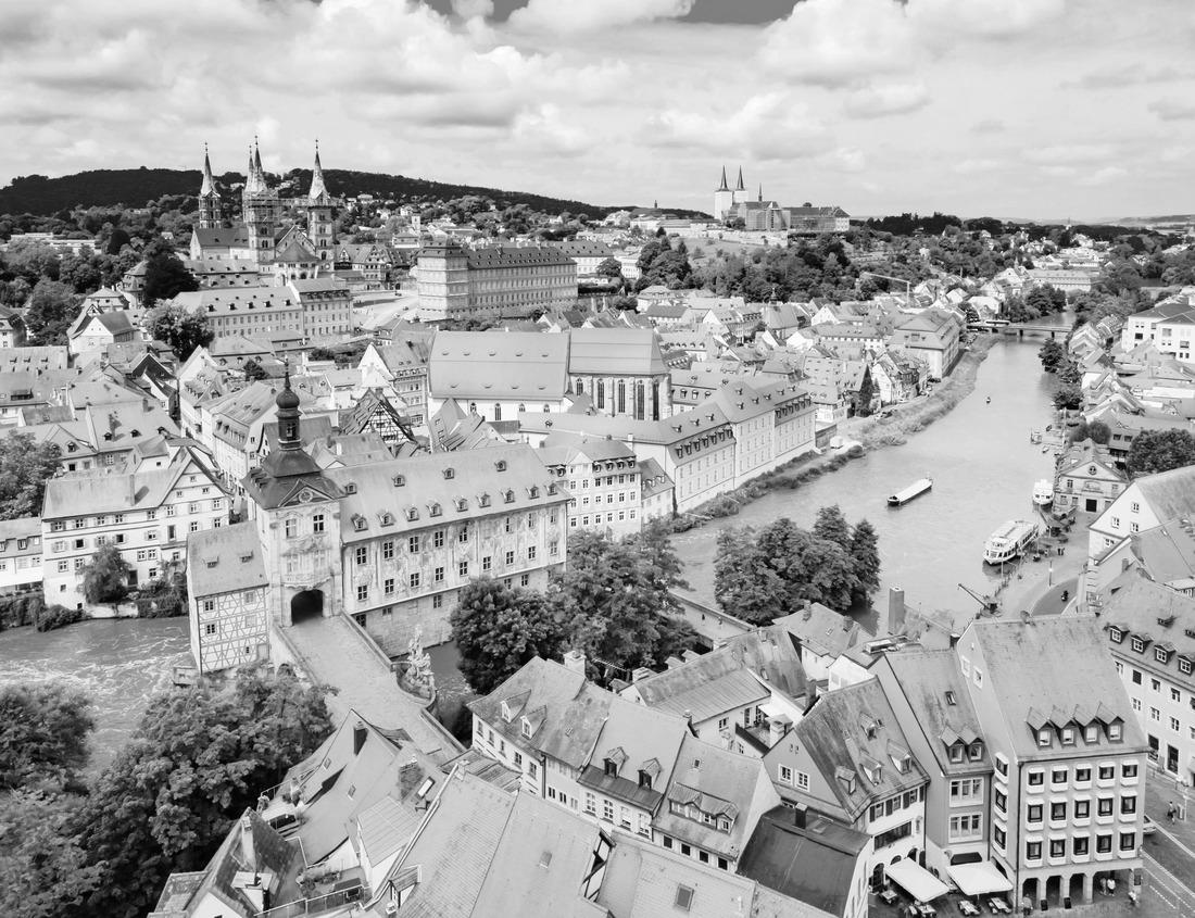 Noah Jigsaw Puzzle Beautiful landscape view of the National Park of American Samoa on the island of Tutuila in black white 1000 pieces