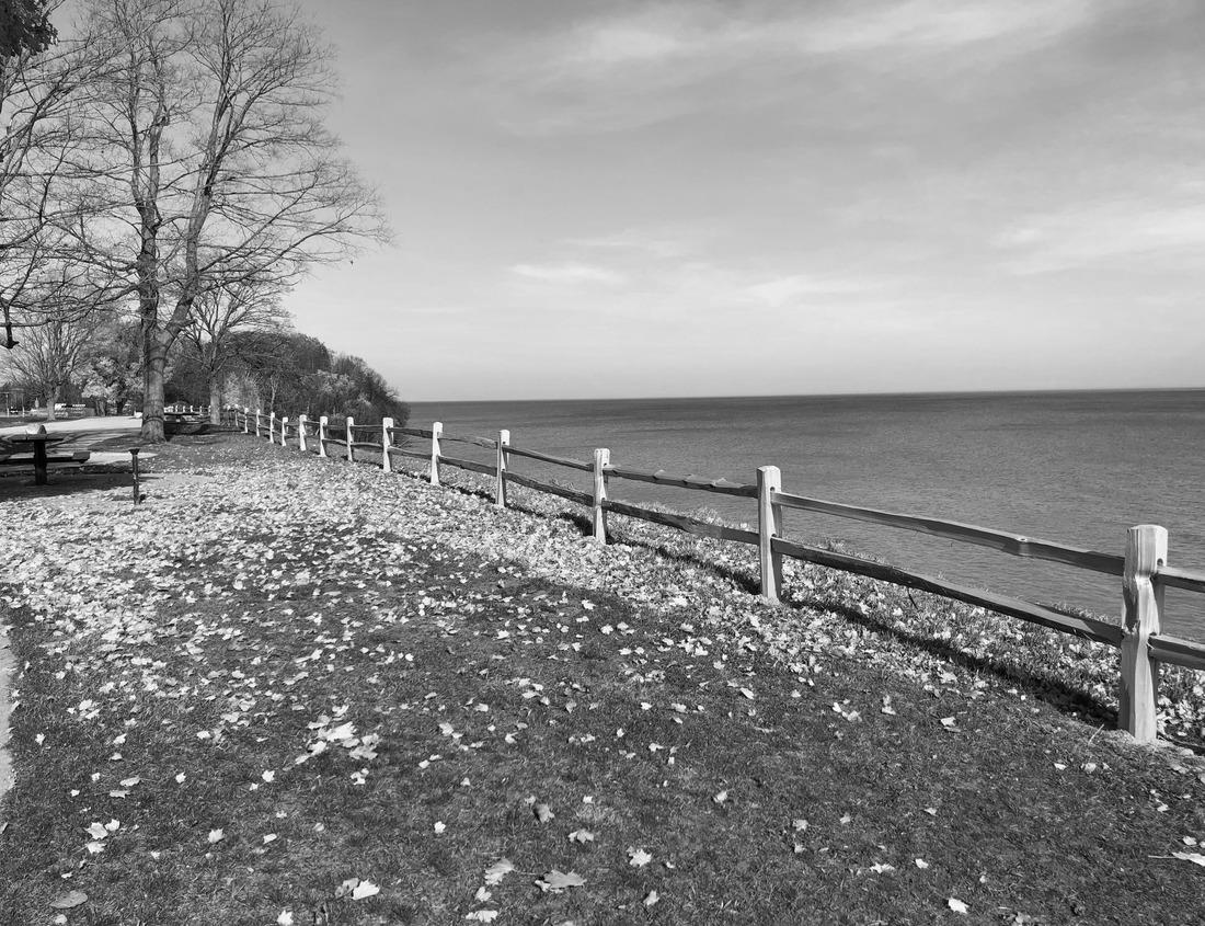 Noah Jigsaw Puzzle Zermatt, Switzerland. Gornergrat tourist train with Matterhorn mountain in the background. Wallis in black white 1000 pieces