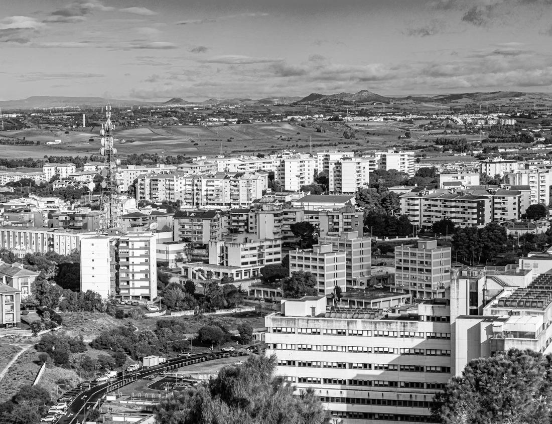 Vibrant blue hues of Nak Nak Lake in the early morning, Katmai National Park, Alaska 1000pc PuzzleBlack and White