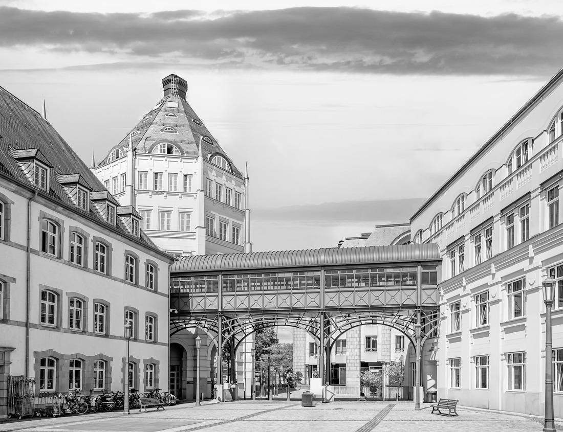 Noah Jigsaw Puzzle Switzerland scenic places. Estavayer-le-lac - charming traditional village, Neuchatel lake. Air dry video of medieval castle. Canton of Fribourg in black white 1000 pieces