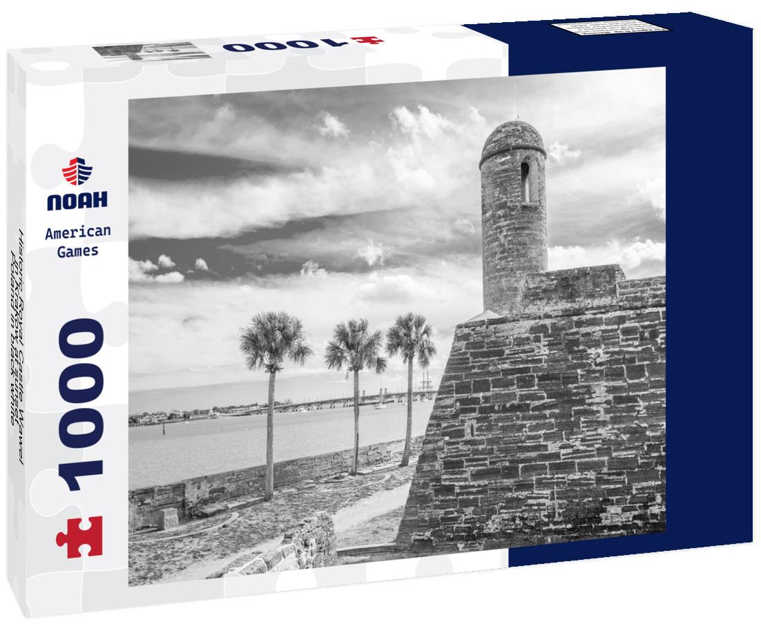 Noah Jigsaw Puzzle Historic Royal Castle Wawel in Krakow at sunset, Poland in black white 1000 pieces