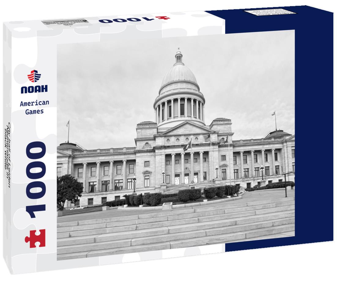 Noah Jigsaw Puzzle City hall of Leiden, Netherlands in black white 1000 pieces