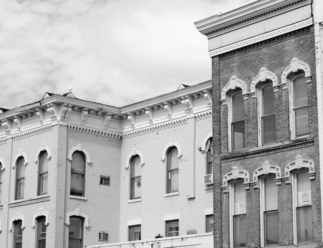 Noah Jigsaw Puzzle Aerial view of Concord and the New Hampshire State House. The capitol houses the New Hampshire General Court, Governor, and Executive Council in black white 1000 pieces