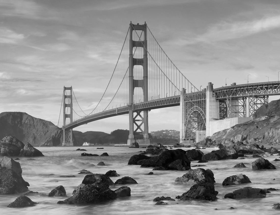 Noah Jigsaw Puzzle Fascinating rock formation made of decaying rocks in Providence Canyon in rural Lumpkin, Georgia in black white 1000 pieces