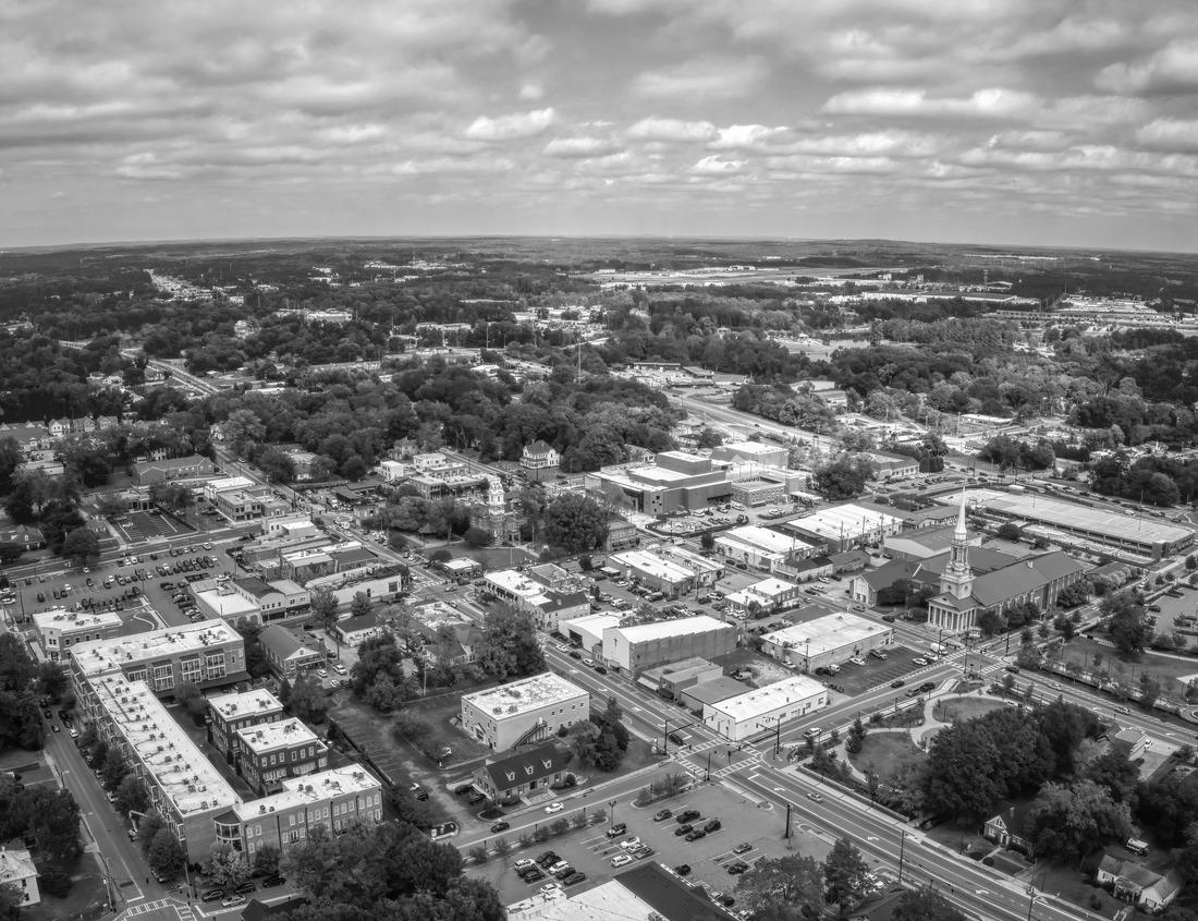 Noah Jigsaw Puzzle Hen Wallow Falls Cosby Great Smoky Mountains Tennessee North Carolina in black white 1000 pieces