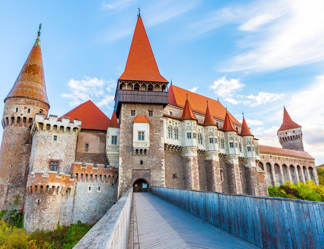 Noah Jigsaw Puzzle Europe, Romania, Hunedoara. Corvin Castle, Gothic-Renaissance castle, one of the largest castles in Europe 1000 pieces