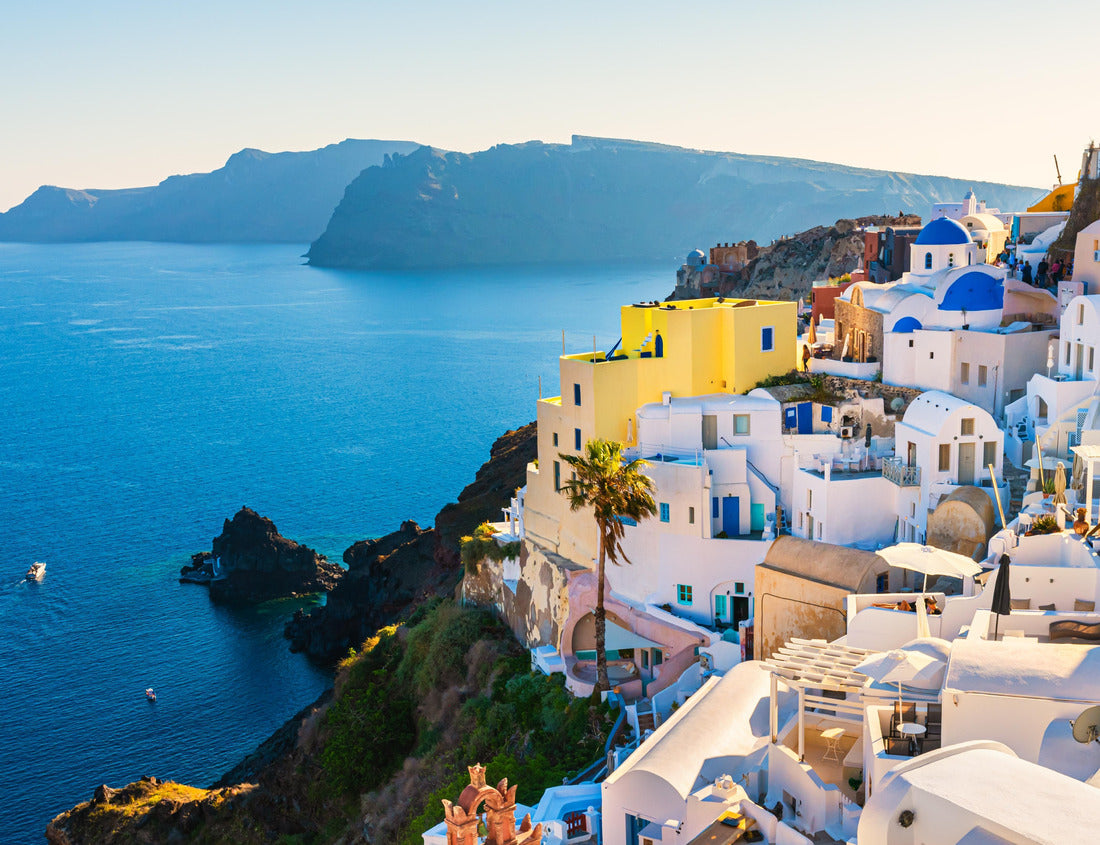 Noah Jigsaw Puzzle White architecture in Santorini island, Greece. Beautiful view of Oia town at sunset. Travel and vacation concept 1000 pieces