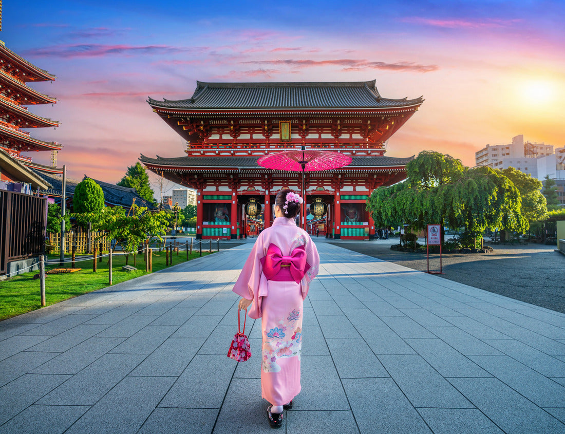 Noah Jigsaw Puzzle Asian woman wearing japanese traditional kimono at Temple in Tokyo, Japan 1000 pieces