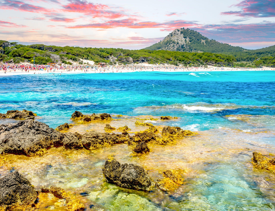 Noah Jigsaw Puzzle Calla Agulla Beach Mallorca, Spain 1000 pieces