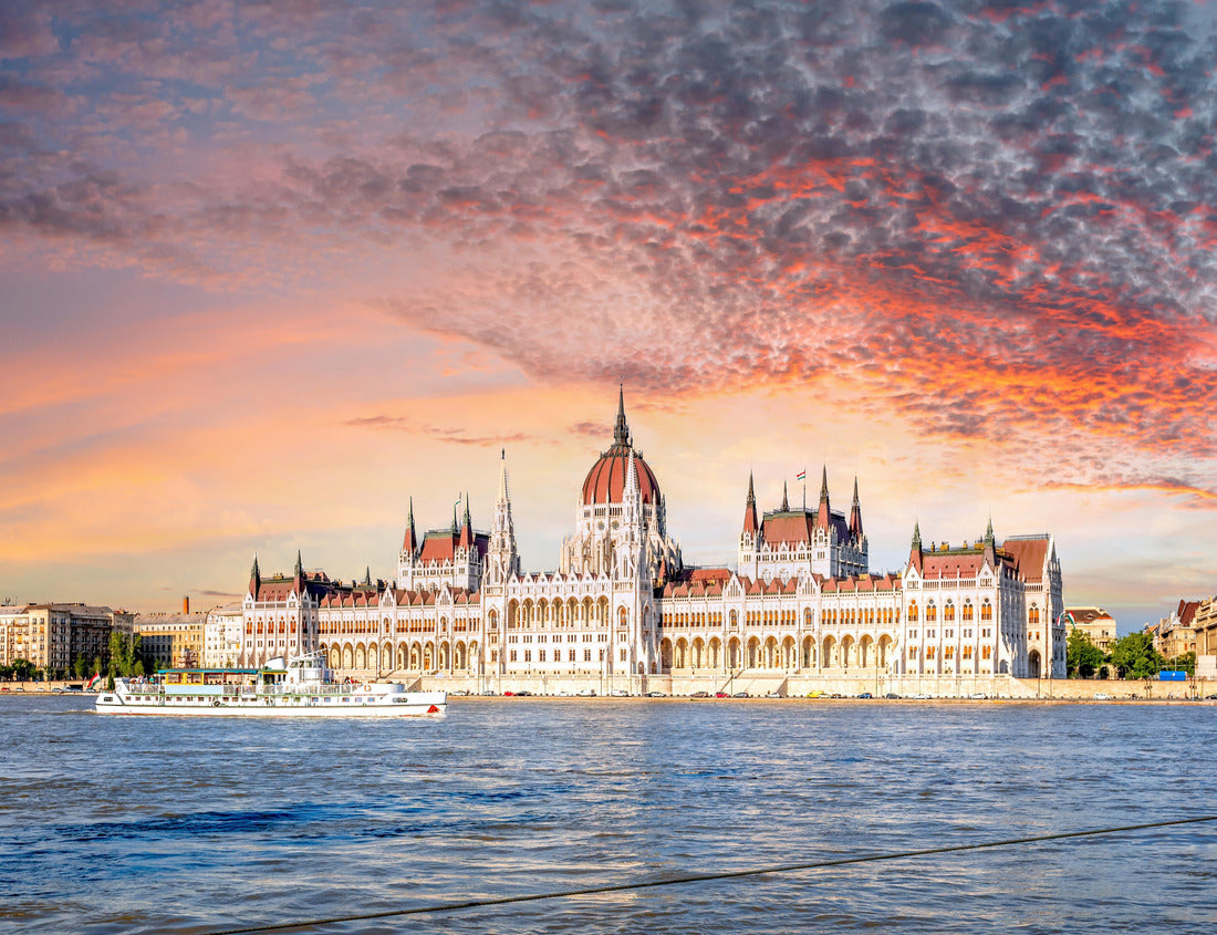 Old city of Budapest, Hungary 1000pc Puzzle