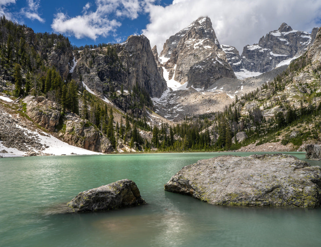Noah Jigsaw Puzzle A stunning view of Delta Lake in Grand Teton on a sunny day in Grand Teton National Park, Wyoming, USA 1000 pieces