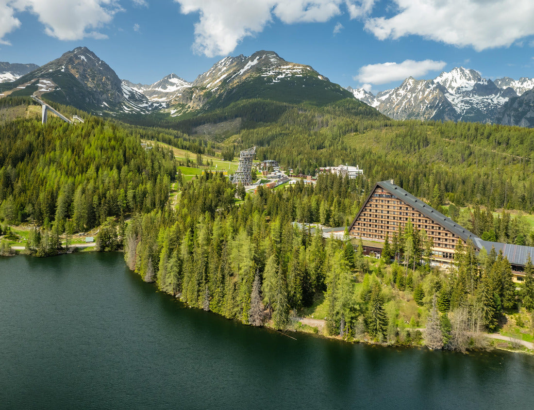 Noah Jigsaw Puzzle Mountain lake Strbske pleso in National Park of High Tatras, Slovakia, Europe. Aerial view of a famouse mountain lake and beautiful High Tatra mountains in Slovakia 1000 pieces