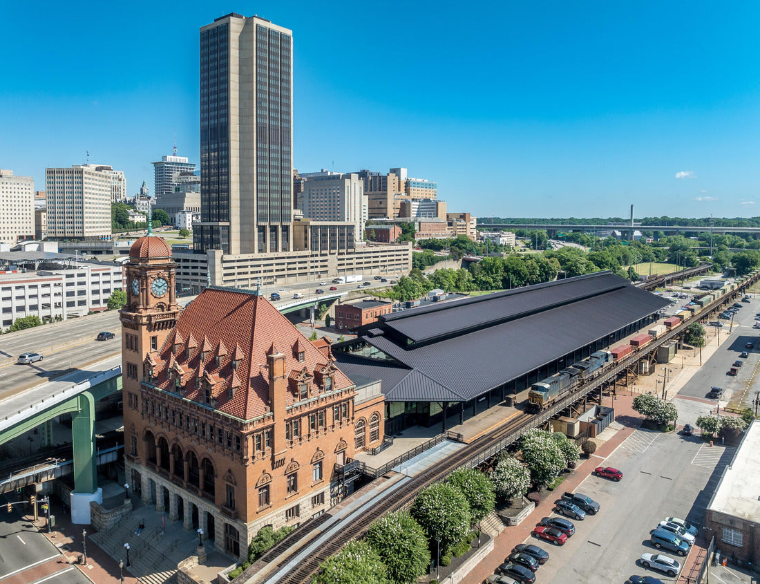 Noah Jigsaw Puzzle downtown Richmond with skyscrapers, historic Main Street train station 1000 pieces