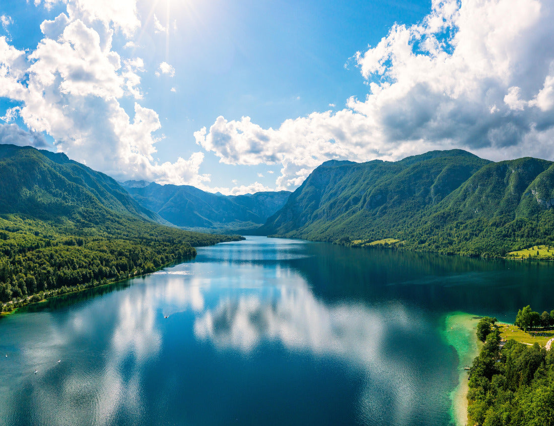 Noah Jigsaw Puzzle Aerial view of Bohinj lake in Julian Alps. Popular touristic destination in Slovenia. Bohinj Lake, Church of St John the Baptist. Triglav National Park, Julian Alps, Slovenia 1000 pieces