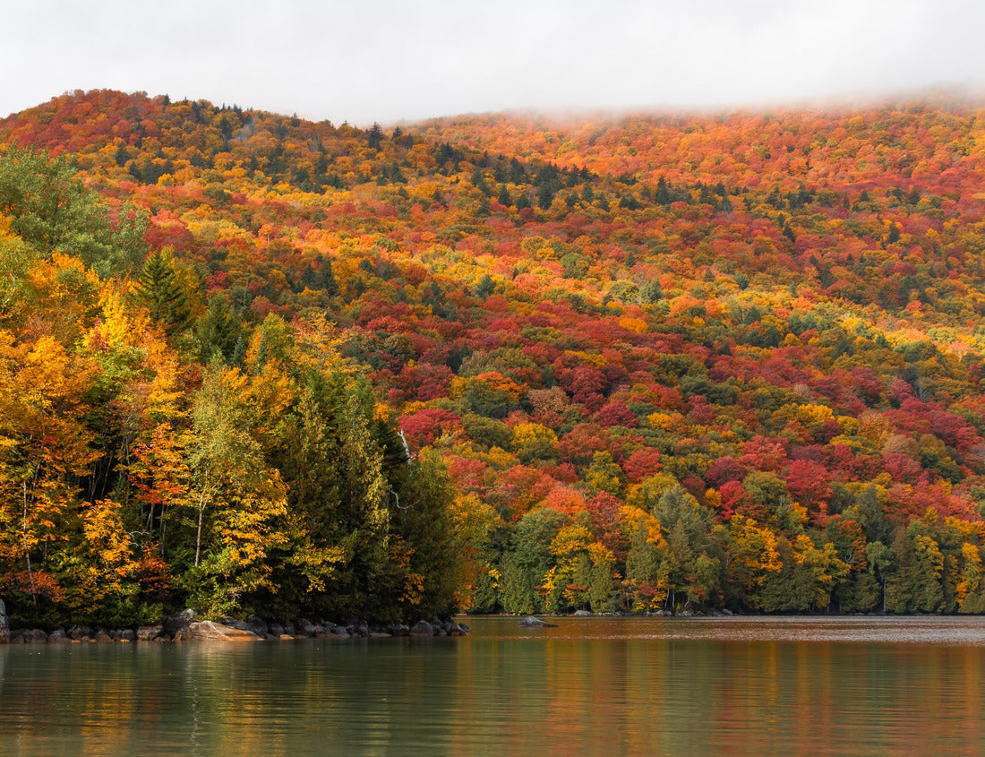 Noah Jigsaw Puzzle Beautiful Sunrise Light Sweeps Across Lake Willoughby in Vermont, USA. Small New England Tourist Destination Fog Over Mountains with Light Rays 1000 pieces