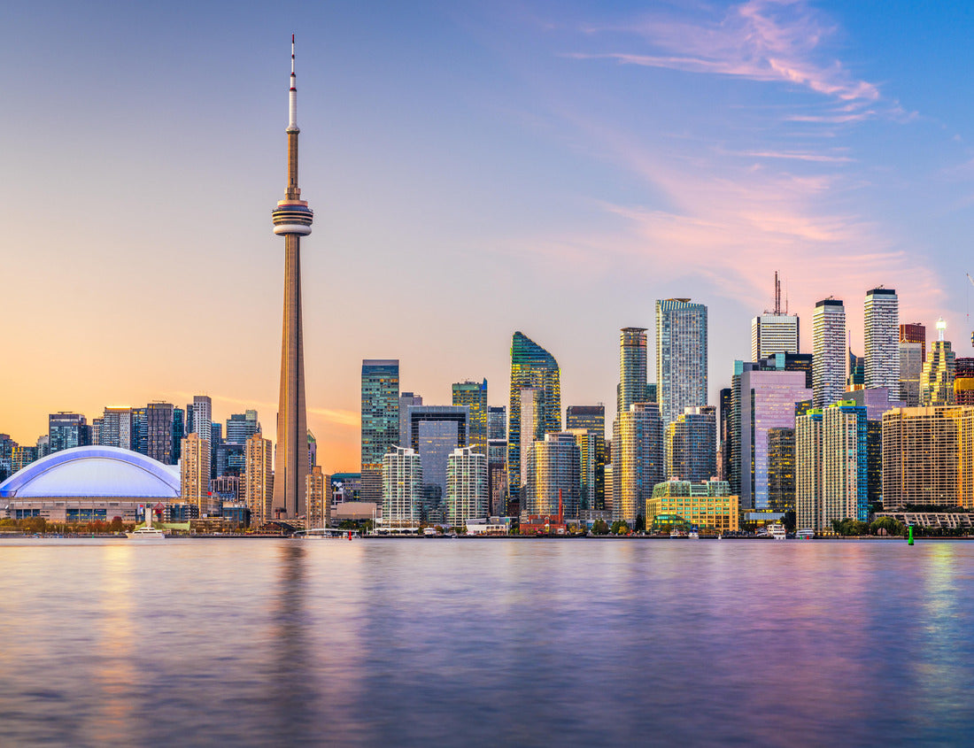Noah Jigsaw Puzzle Toronto, Ontario, Canada cityscape on Lake Ontario at dusk 1000 pieces