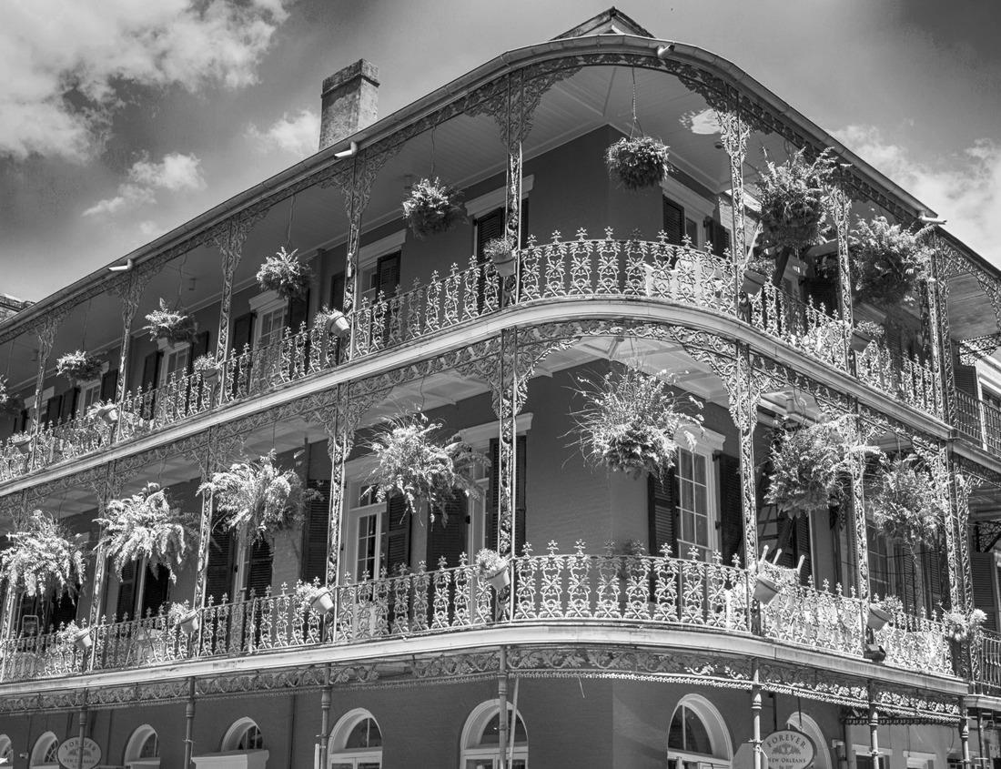 Noah Jigsaw Puzzle Aerial view of downtown Cleveland, Ohio in black white 1000 pieces