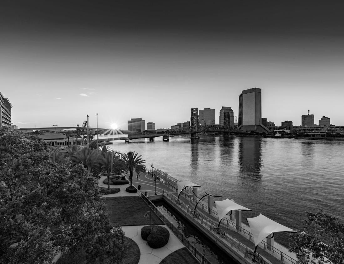 Noah Jigsaw Puzzle Padstow Harbour at Dusk, Cornwall England UK in black white 1000 pieces