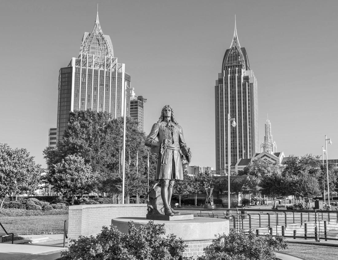 Noah Jigsaw Puzzle Tokyo Tower in Tokyo, Japan at dusk in black white 1000 pieces