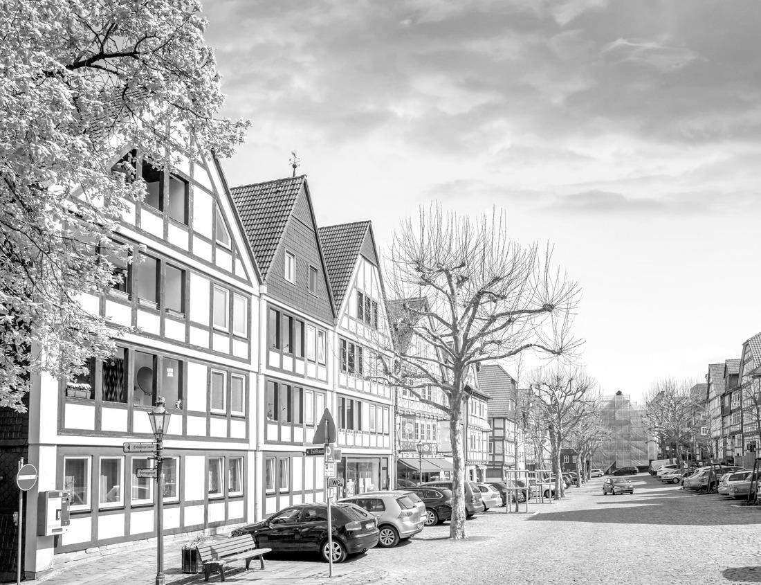 Noah Jigsaw Puzzle Lake Oyunuma in Noboribetsu, Hokkaido, Japan. The water is sulfurous, with surface temperatures reaching 50 degrees Celsius in black white 1000 pieces