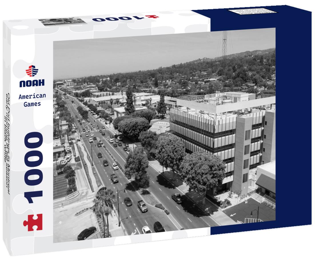 Noah Jigsaw Puzzle Old Port buildings in Montreal early morning in fall season in black white 1000 pieces