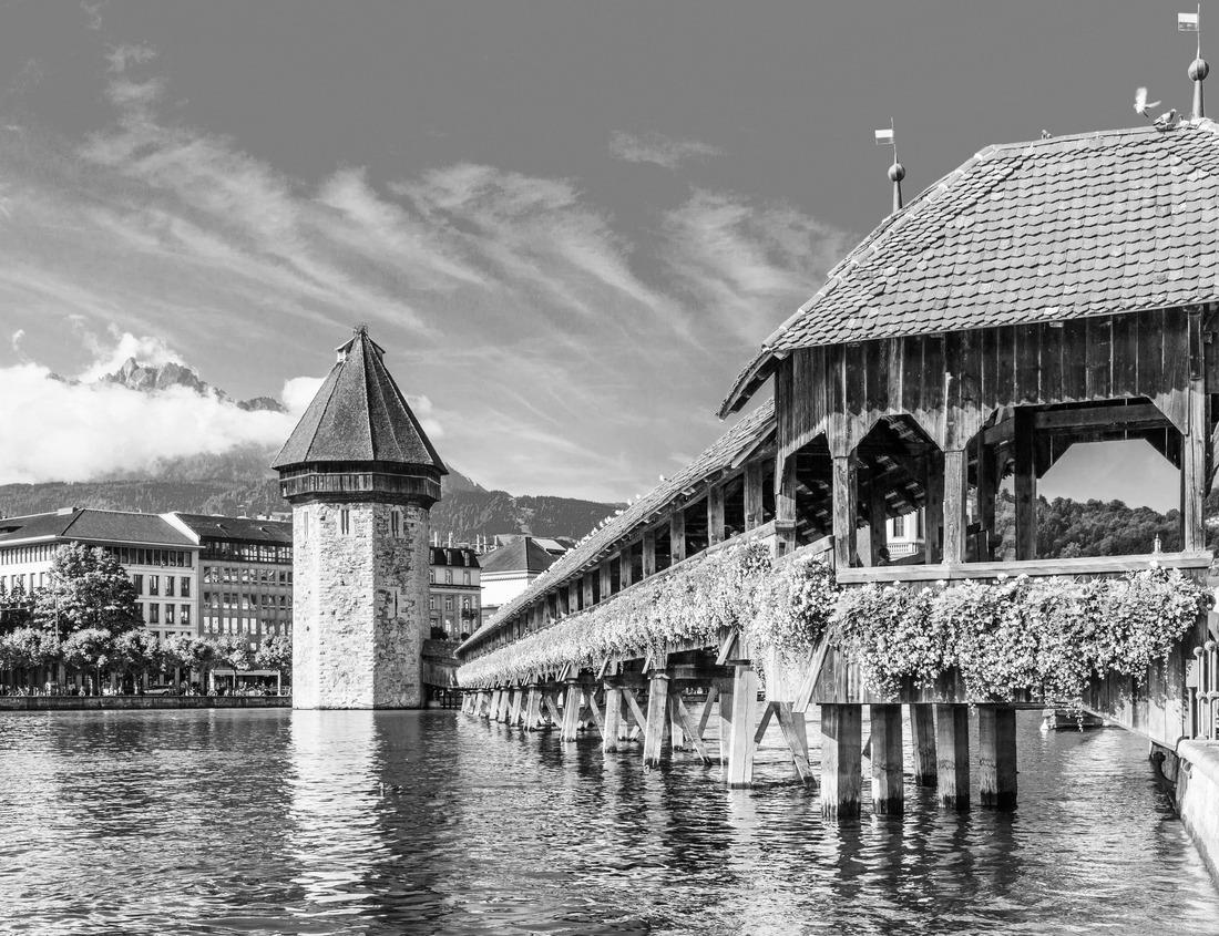 Noah Jigsaw Puzzle Sturms River - Eastern Cape, South Africa in black white 1000 pieces