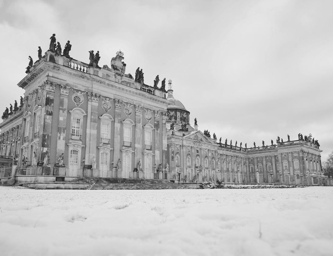 Noah Jigsaw Puzzle Grays and Torreys Peaks in the Colorado Rocky Mountains with snow on aspen trees and Lake Dillon in the foreground in black white 1000 pieces