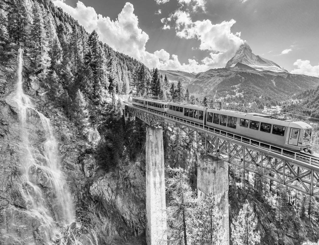 Whitefish Falls Michigan Autumn Waterfall 1000pc PuzzleBlack and White