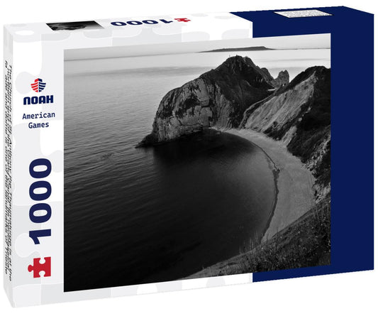 Noah Jigsaw Puzzle The Church of St. Anthony the Thaumaturge is at the northern end of the Grand Canal. Its neoclassical façade and dome is one of the landmarks of Trieste, a city and seaport in Italy in black white 1000 pieces